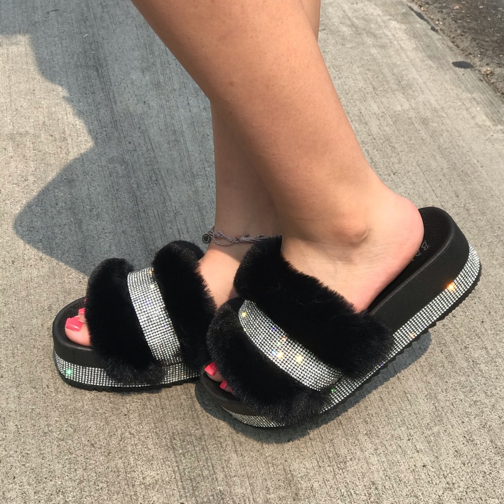 πππRhinestone Slippersπππ - Picture 6 of 6